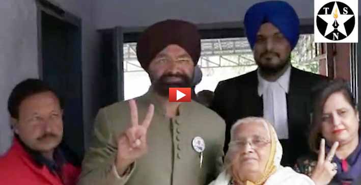 AAP: देखिए किस प्रकार सचदेवा ने सादे ढंग से भरा नामांकन और क्या कहा