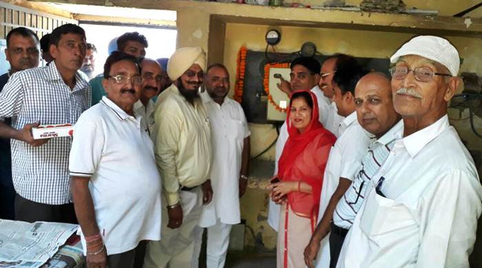 tubewell-2-starts-by-mla-arora-2017