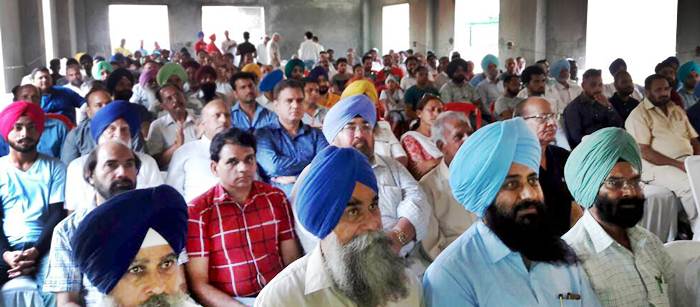 choudhary-balbir-award-doctor-sps-obrai-2017-28may