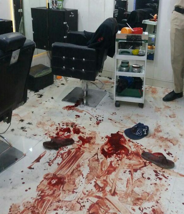 attack-boy-saloon-aman-nagar-jalandhar-punjab-india