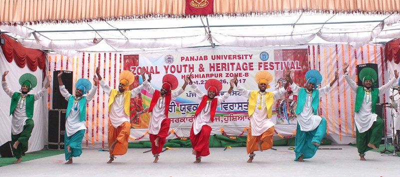 last-day-youth-festival-hold-govt-college-hoshiarpur-punjab.jpg
