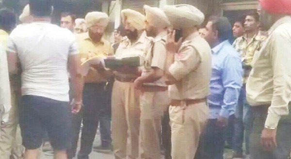 unknown-killed-Hindu-Leader-Vipan-Sharma-Amritsar-Punjab.jpg