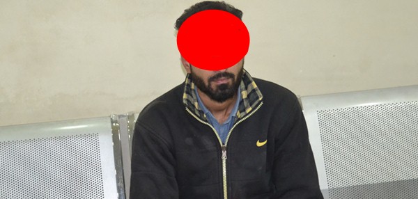 unknown-boys-attacked-fast-food-corner-maharana-partap-chowk-to-govt-college-chowk-Road-Hoshiarpur-Punjab.JPG
