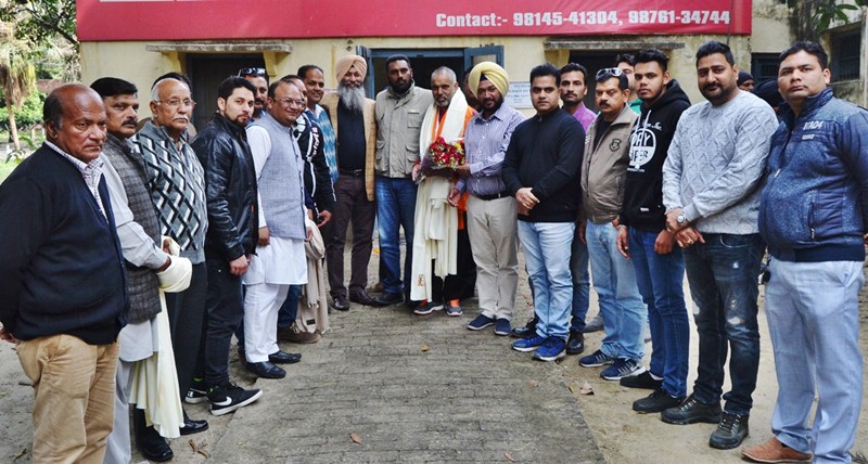 honey-bhinder-become-number-one-cyclist-india-honoured-societies-hoshiarpur-punjab.JPG
