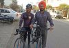 बीमारियों से बचने हेतु साइकिलिंग का संदेश देने के लिए कश्मीर से कन्याकुमारी जा रहा इंजीनियर राजू
