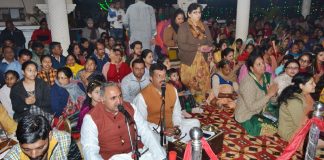 गोबिंद गौधाम गौशाला में श्रद्धार्पूक मनाया होली का त्योहार