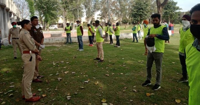 police volunteers (3)