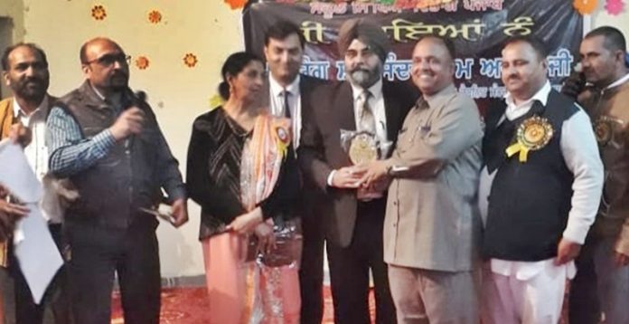 sandeep sood honored by deo