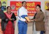 खेलों में विजेता रहने वाली छात्राओं को महिला दिवस पर किया सम्मानित