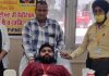 गौरव व विवेक की प्रेरणा से एडवोकेट गोरेश सैनी ने किया रक्तदान