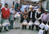करियाना यूनियन ने ज़रूरतमंद लोगों के लिए जिला प्रसाशन को भेंट किया राशन