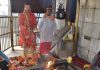 अष्टमी पर माता चिन्तपूर्णी में नतमस्तक हुए जिलाधीश, की सुख-समृद्धि की कामना