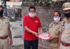 पूर्व पार्षद धीर ने पुलिस कर्मियों को बांटे स्पैशल मास्क