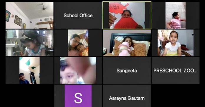 toddlers home story session