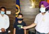 11 ਸਾਲਾ ਸੂਰਜ ਬਣਿਆ ਮਿਸਾਲ, 36 ਕਿਲੋਮੀਟਰ ਸਫਰ ਕਰਕੇ 250 ਲੋਕਾਂ ਨੂੰ ਵੰਡੇ ਮਾਸਕ, ਡਿਪਟੀ ਕਮਿਸ਼ਨਰ ਨੇ ਕੀਤਾ ਸਨਮਾਨਿਤ
