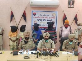 पुलिस ने सुलझाई अंधे कत्ल की गुत्थी, कथित प्रेमी ने रिश्तेदारों के साथ मिलकर की थी निर्मल कौर व बेटी की हत्या