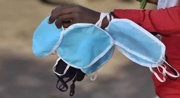 covid-19-pandemic-mumbai-makes-wearing-of-masks-compulsory-in-public-places