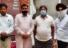 पूर्व पार्षद धीर ने साथियों सहित वार्ड वासियों को कोविड से बचाव के लिए किया जागरूक