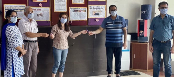 stream medical topper in dist.