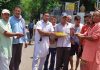 राम मंदिर निर्माण की खुशी में बांटे लड्डू