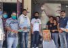 श्रीराम मंदिर निर्माण कार्य प्रारंभ होने की खुशी में हेयर एडं ब्यूटी जोन युनिसैक्स सैलून ने बांटे लड्डू