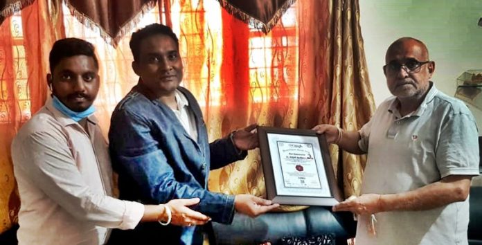 Best-Humanitarian-award-tokhanna