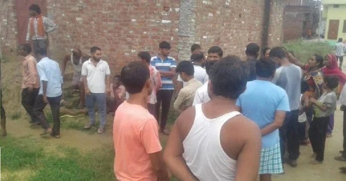 bachwara-12-years-baby-girl-died-people-protest