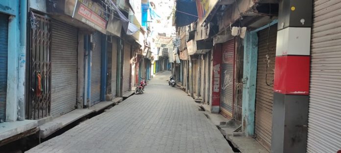 rajouri-closed-due-to-corona-blast