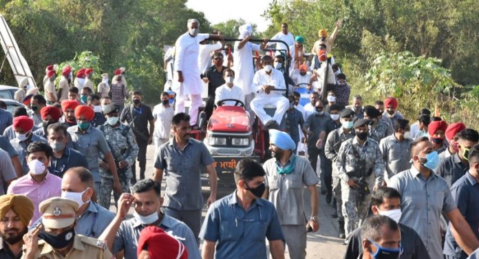 rahul's-tractor-rally-in punjba