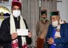 CM presented cheque by Kinnaur Ex-Paramilitary Welfare Association