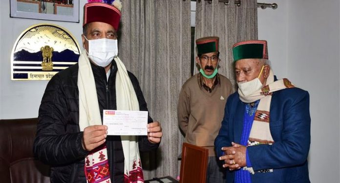 cm-donates-cheque