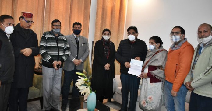 cheque-to-ashwanis-family