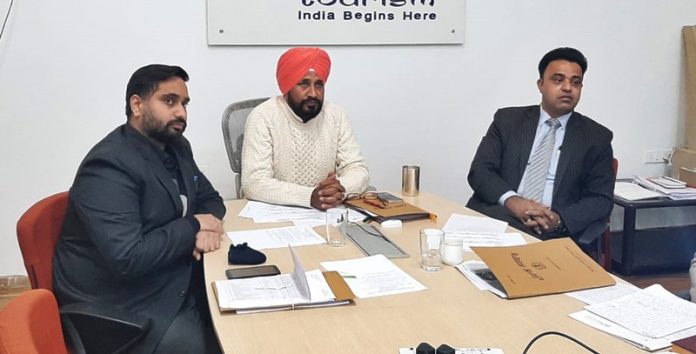 minister-channi-congratulates-to-new-join-employee