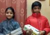 तीसरी व चौथी कक्षा में पढऩे वाले भाई-बहन ने लॉकडाऊन में लिख डाली 2100 पन्नों की रामायण