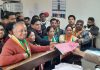 वार्ड-29: नवजोत कटोच ने दाखिल किया नामांकन पत्र, कैबिनेट मंत्री अरोड़ा भी रहे मौजूद