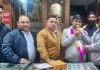 टांडा में आशू वैद्य को चुनाव जीतने पर विकास कौशल ने दी बधाई
