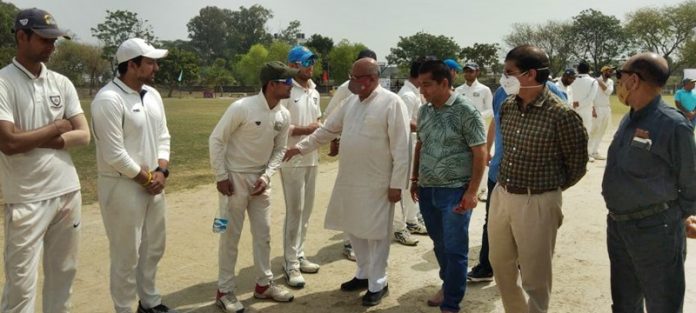 tridant-cricket (1)