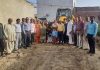 पार्षद सैनी ने बाबा श्रीचंद कालोनी में सडक़ कार्य का करवाया शुभारंभ