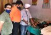 चेयरमैन मरवाहा और डीएचओ डा. लखवीर सिंह ने संदीप से भेंट कर जाना कुशलक्षेम