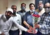 नवनिर्वाचित मेयर सुरिंदर शिंदा को पूर्व पार्षद धीर व अन्यों ने किया सम्मानित