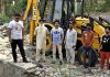 नगर कौंसिल ने शुरू करवाई बड़े नालों की सफाई मुहिम, प्रधान मार्शल ने लोगों को प्लास्टिक के लिफाफे नाली में न फेंकने की अपील की