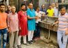 वार्ड नं 38 में दुकानदार व आस-पास के लोग गंदा पानी पीने को मजबूर, प्रशासन से समस्या जल्द हल करवाने की मांग