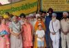 अज़ाद किसान कमेटी दोआबा ने शहीद हुए किसानों के परिवारों को भेंट किए 50-50 हजार रुपए के चैक