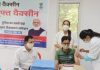 कोविड टीकाकरण जागरुकता हेतु फील्ड आउटरीच ब्यूरो की मोबाइल वैन रवाना