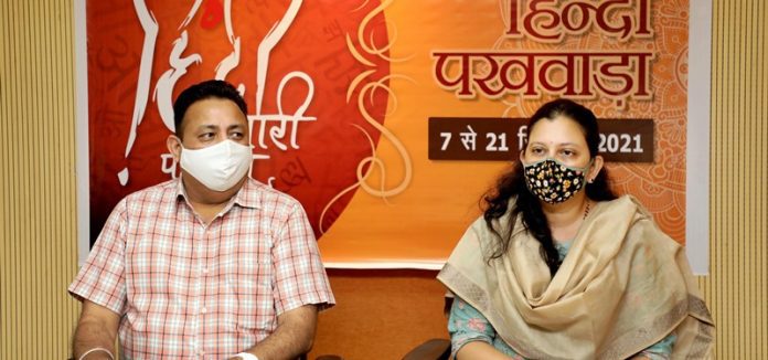 chd-mayor-ravikant-commissioner-anandita-mitra