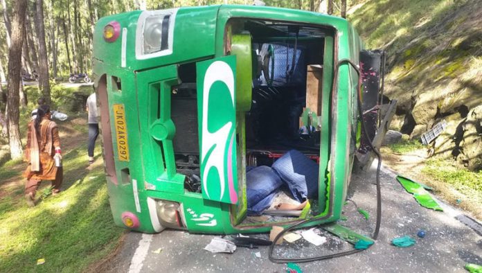 accident-rajouri-india