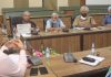 बस् अड्डों के नज़दीक और पुलों के नीचे बसों की ग़ैर कानूनी पार्किंग को रोका जाये: अतिरिक्त डिप्टी कमिश्नर