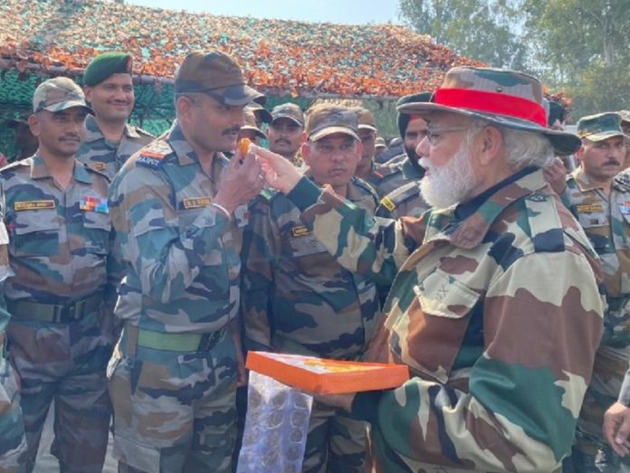 PM Modi with soldiers
