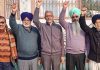 एडिड स्कूलों के अध्यापक तथा पैंशनर्ज ने मांगों को लेकर सरकार के विरुद्ध की नारेबाजी