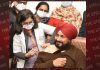 मुख्यमंत्री चन्नी ने लोगों को ओमीक्रोन के मद्देनज़र बचाव के लिए जल्द से जल्द टीकाकरण करवाने की अपील की